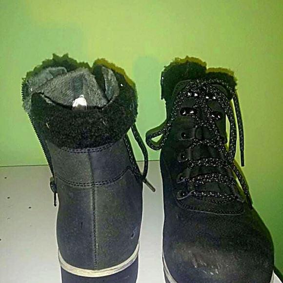 JBU Yellowstone Boots - Picture 2 of 7